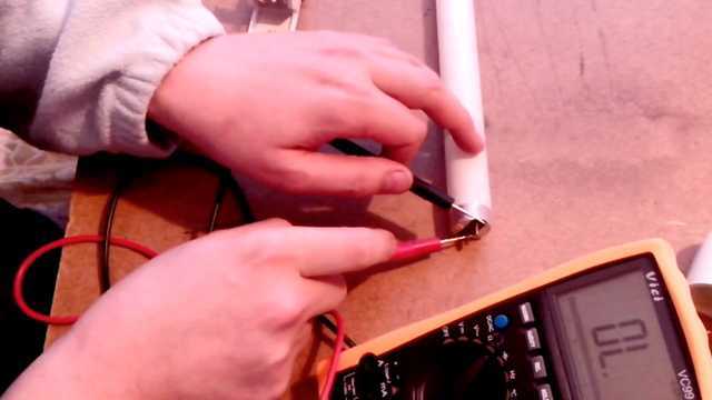 Как проверить люминесцентную лампу дневного света?