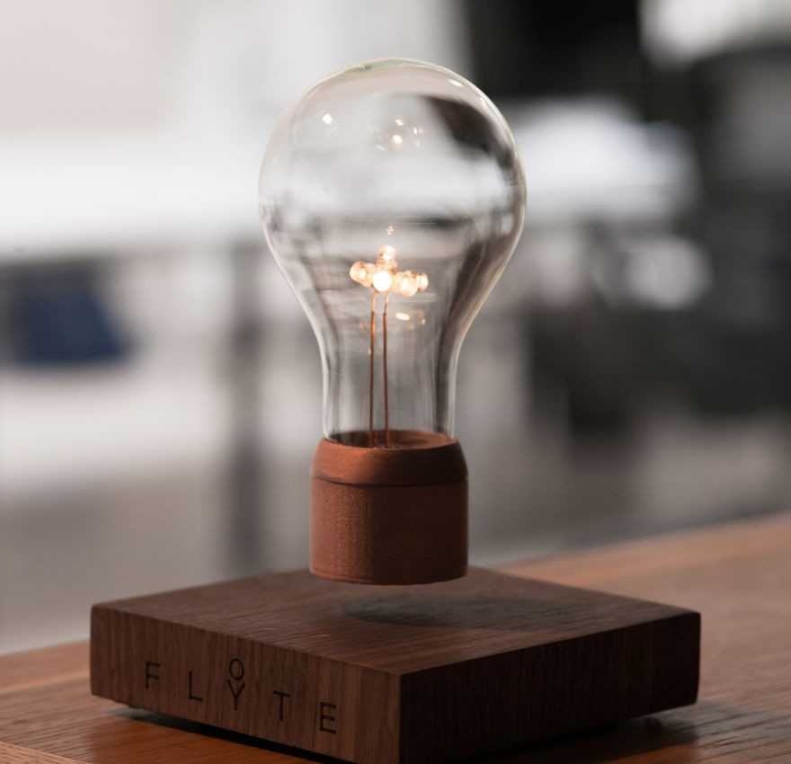 Светильник с магнитами levitation lamp 1950 руб